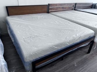 Blowout Deals On New Brand Name Mattresses And Sofa Sectionals. $0 Down And No Interest.