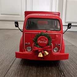 Diecast 1/24 scale Danbury Mint 1950s Coca Cola Christmas Truck brand new with box ! Very detailed Coca-Cola truck 