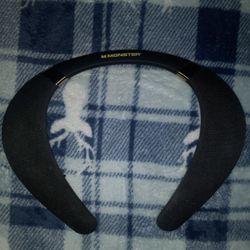 Monster Boomerang Neck Speaker

