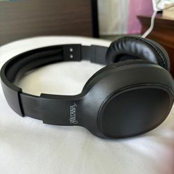 Santana AUX/Bluetooth Over the Ear Headphones 
