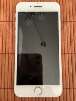 iPhone 8 Silver (Locked)