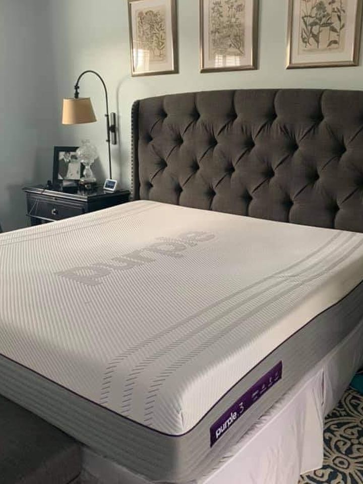 Purple King 3 Mattress Hybrid ( Retails $2,800 )- Almost Like New!