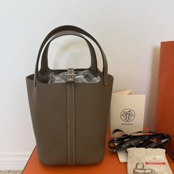 New In Box Giftable Hermes Picotin 18 Clemence Etoupe