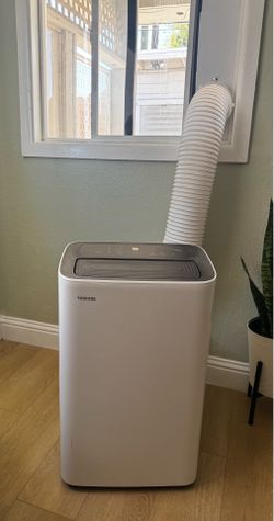 TOSHIBA portable AC unit 10,000 BTU 450sq ft