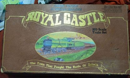 vintage HO train set royal castle