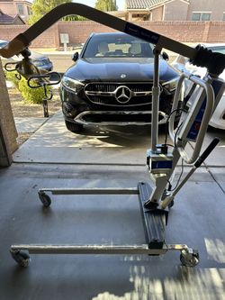 USED INVACARE RELIANT 450 MEDICAL GRADE HOYER LIFT….YOU MUST PICK UP