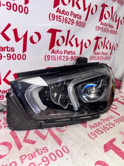 2020-2022 Mercedes Benz  GLE350 GLE450  Left headlight LED OEM