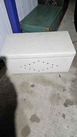 Vintage Leather Toy Box (White)