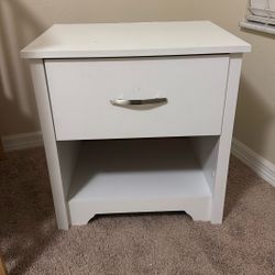 Nightstand 