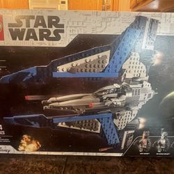 Lego Mandalorian Starfighter 544 Piece Set