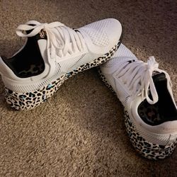 Reebok Sneakers