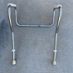 Toilet safety brace