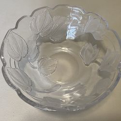 GLASS FLORAL SERVING DISH