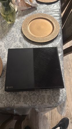 Microsoft Xbox One Console 150$ OBO