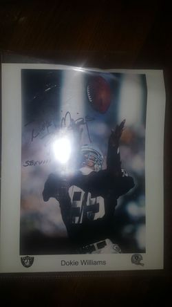 DOKIE WILLIAMS PICTURE WITH SIGNATURE