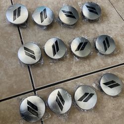 Challenger center caps 