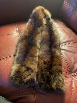 Vintage Mink Collar With Inside Velvet Straps And Clips