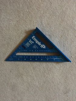 Pivot Square