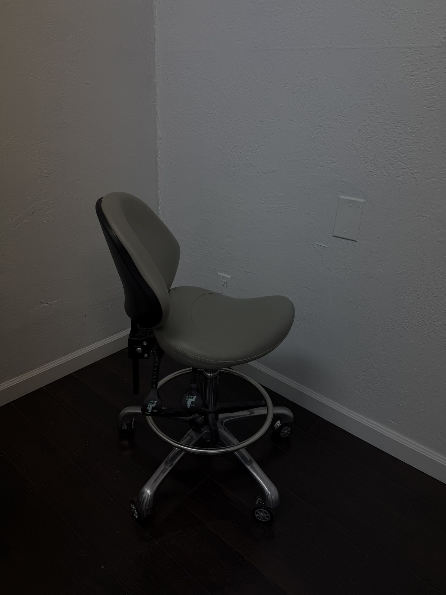 Ergonomic Office Chair