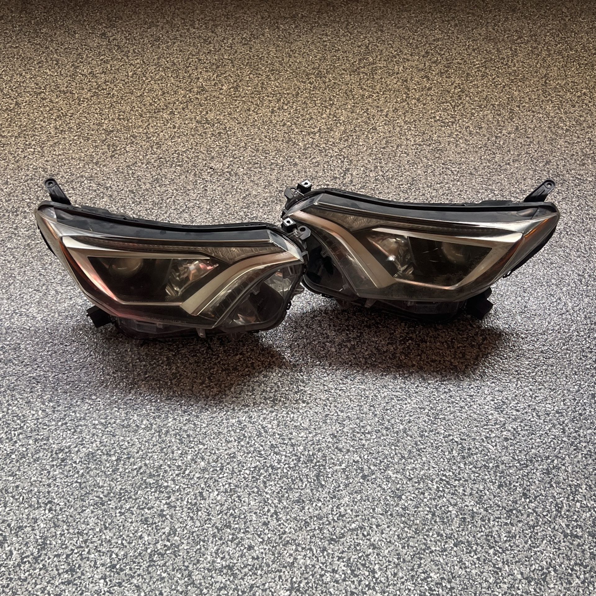 2016 Rav 4 Oem Headlights $40 For Both