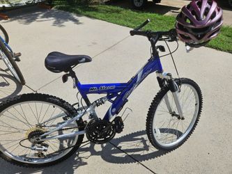 16" Roadmaster Mountain Bike