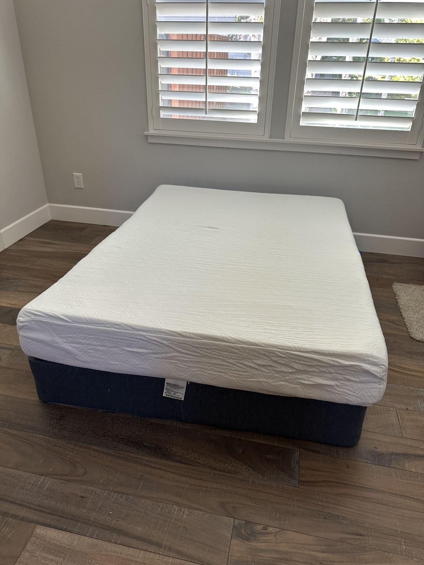 Full Size Box Spring Bed and  Simmons Topper