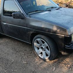 90 Nissan Pick Up 5 Speed Manual 