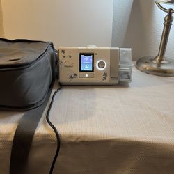 Resmed Airsense 10 auto set for her sleep therapy machine