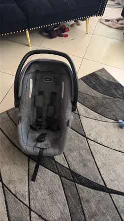 Evenflo infant car seat