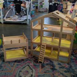 Ryan's Room Wooden Dollhouse Doll House