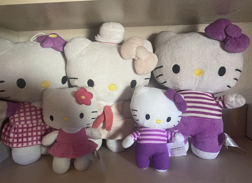 8 hello kitty plush bundle sanrio