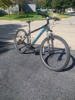26" Schwinn bike