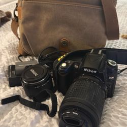 Nikon D90 W/accs