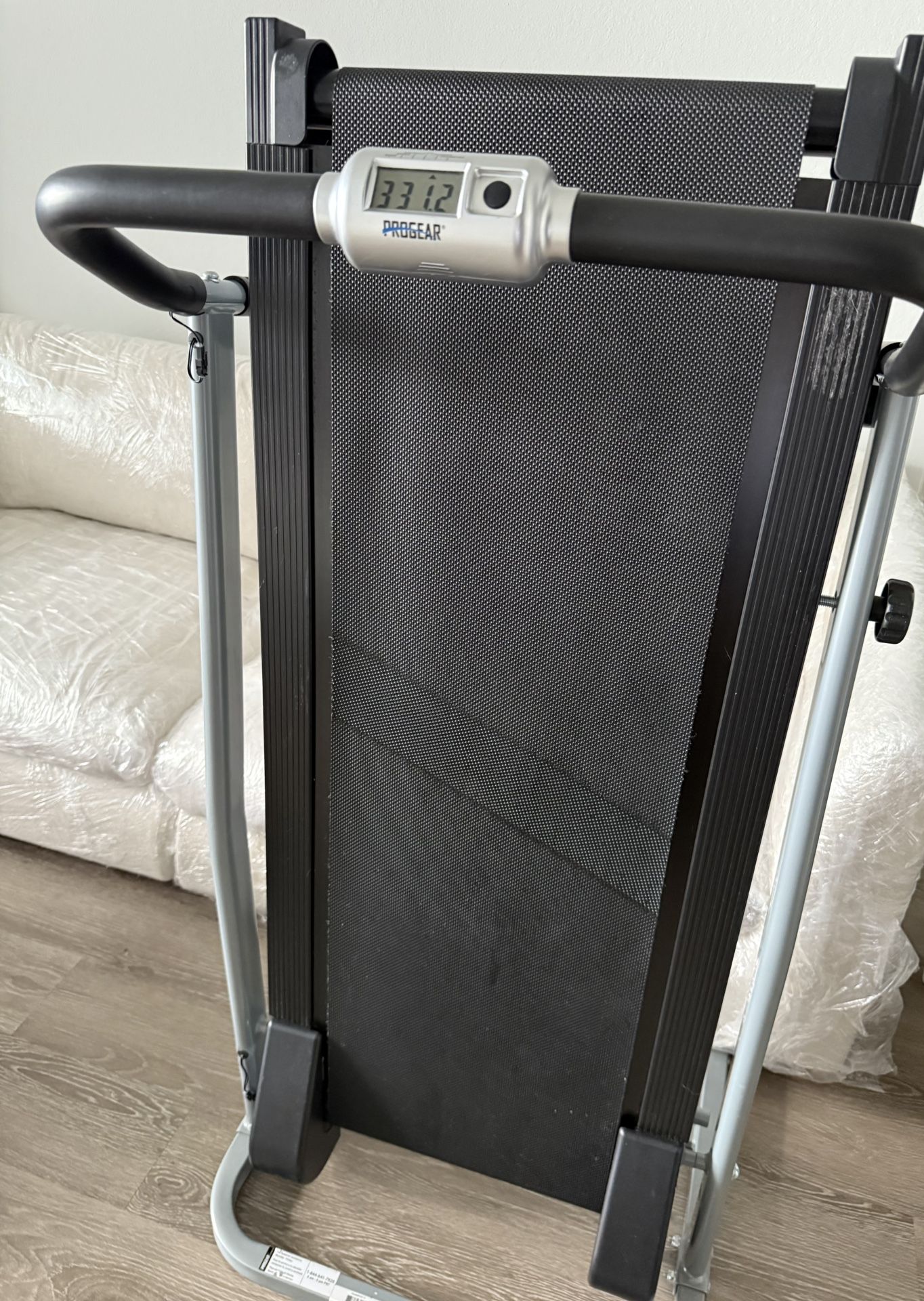 ProGear Manual Treadmill – Compact, Durable & No Power Needed!