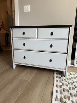 Shabby Chic Dresser