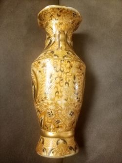 Porcelain Vase With Gold And Enamel  Decoration