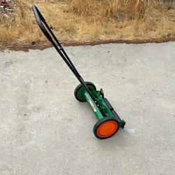 Scott’s 18” Manual Supreme Reel Mower 