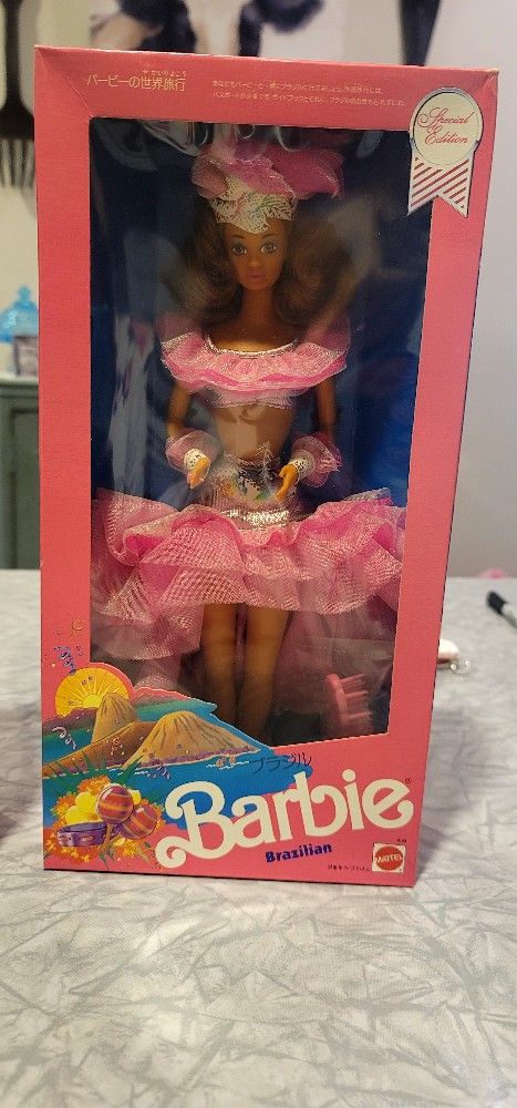 VINTAGE 1989 BRAZILIAN BARBIE DOLL MATTEL DOLLS OF THE WORLD COLLECTION SEALED