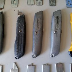 Utility knifes