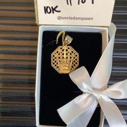 10k Crown Pendant 