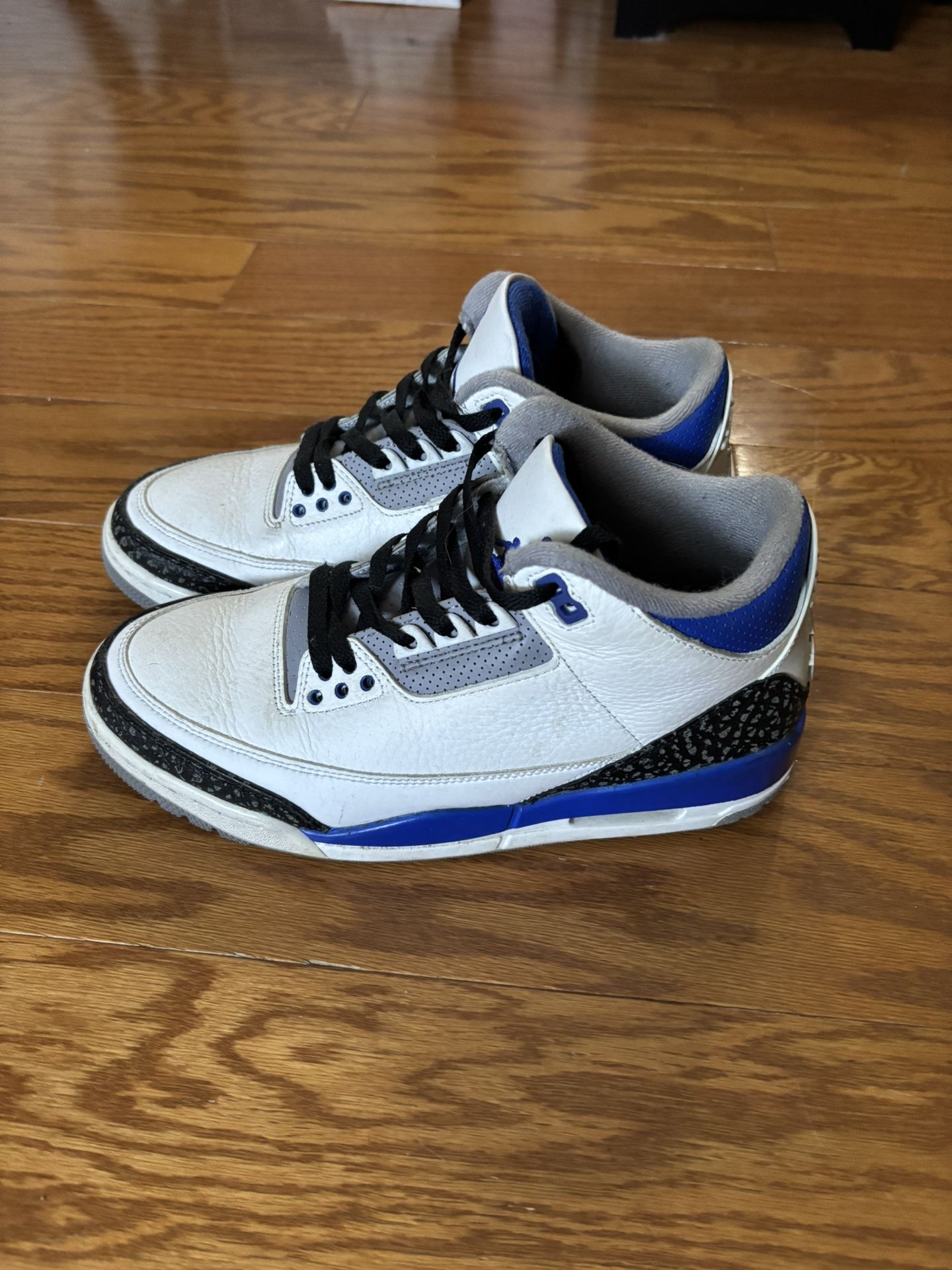 Jordan 3s
