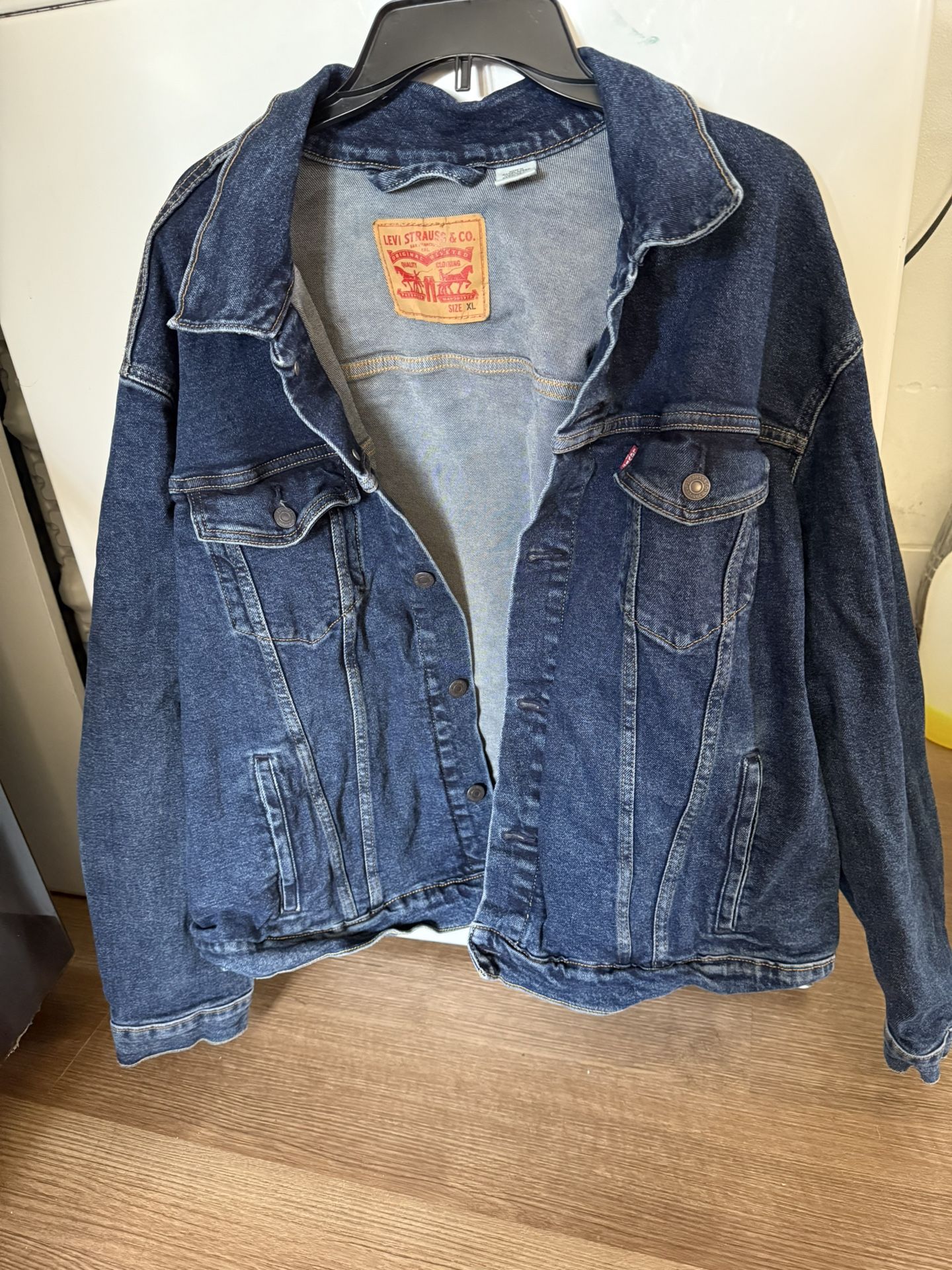 Denim jacket Size xl (LEVIS)