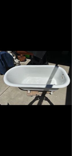 Vintage Clawfoot Tub