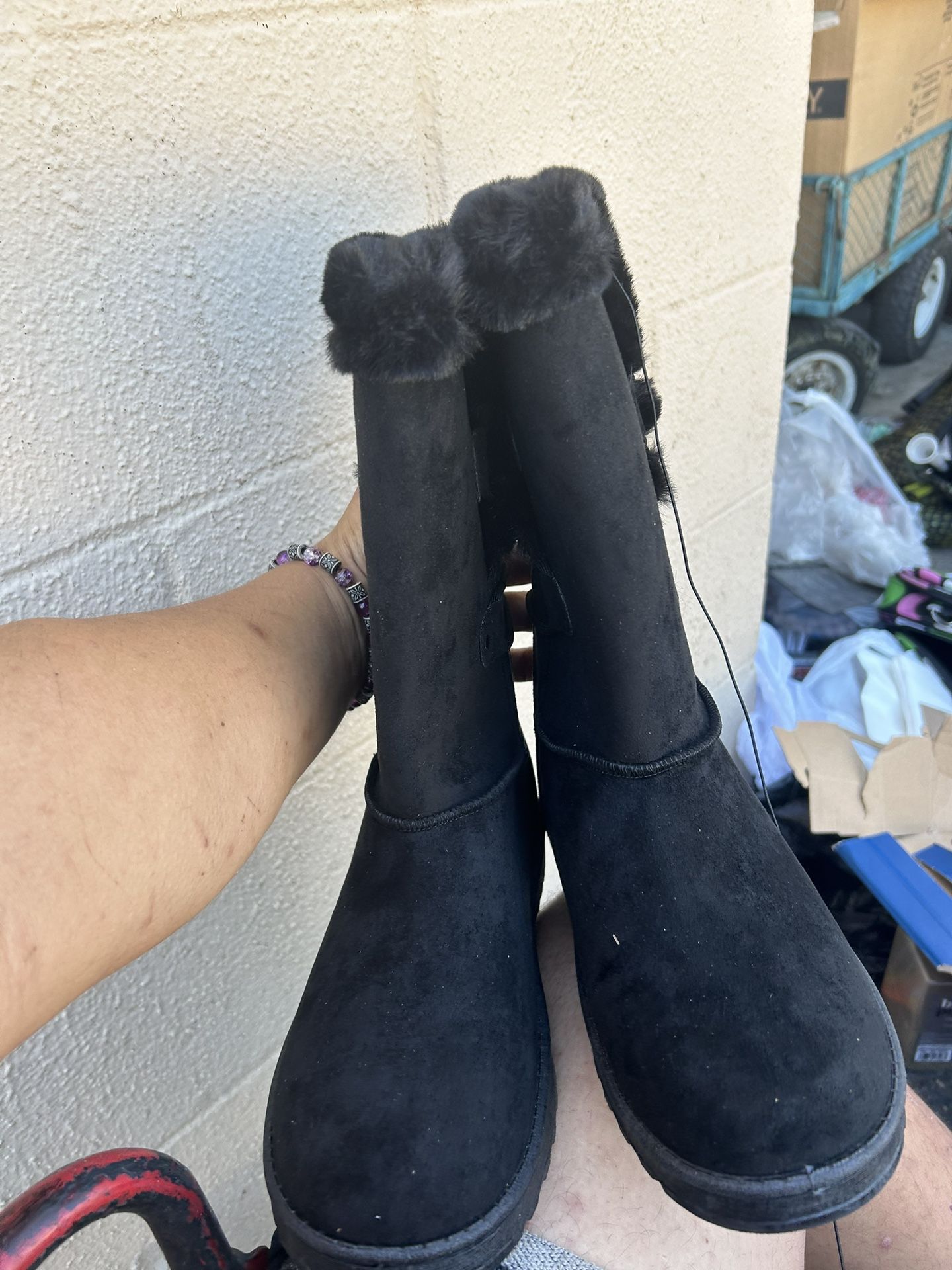 Women’s Suede Faux Boots