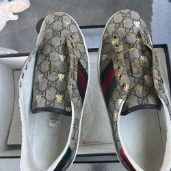 Authentic Gucci Shoes. SIZE 9.5 