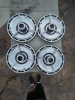 1964 Impala SS Hubcaps