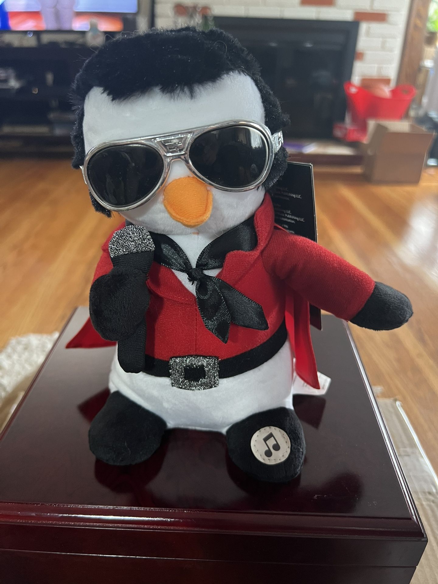 Singing Elvis Presley Christmas Song