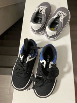 Baby – toddler shoes, size 5