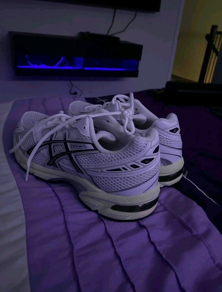 IM A VENDOR!!!!!! Asic Gel Kano