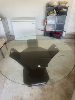 Dinning table